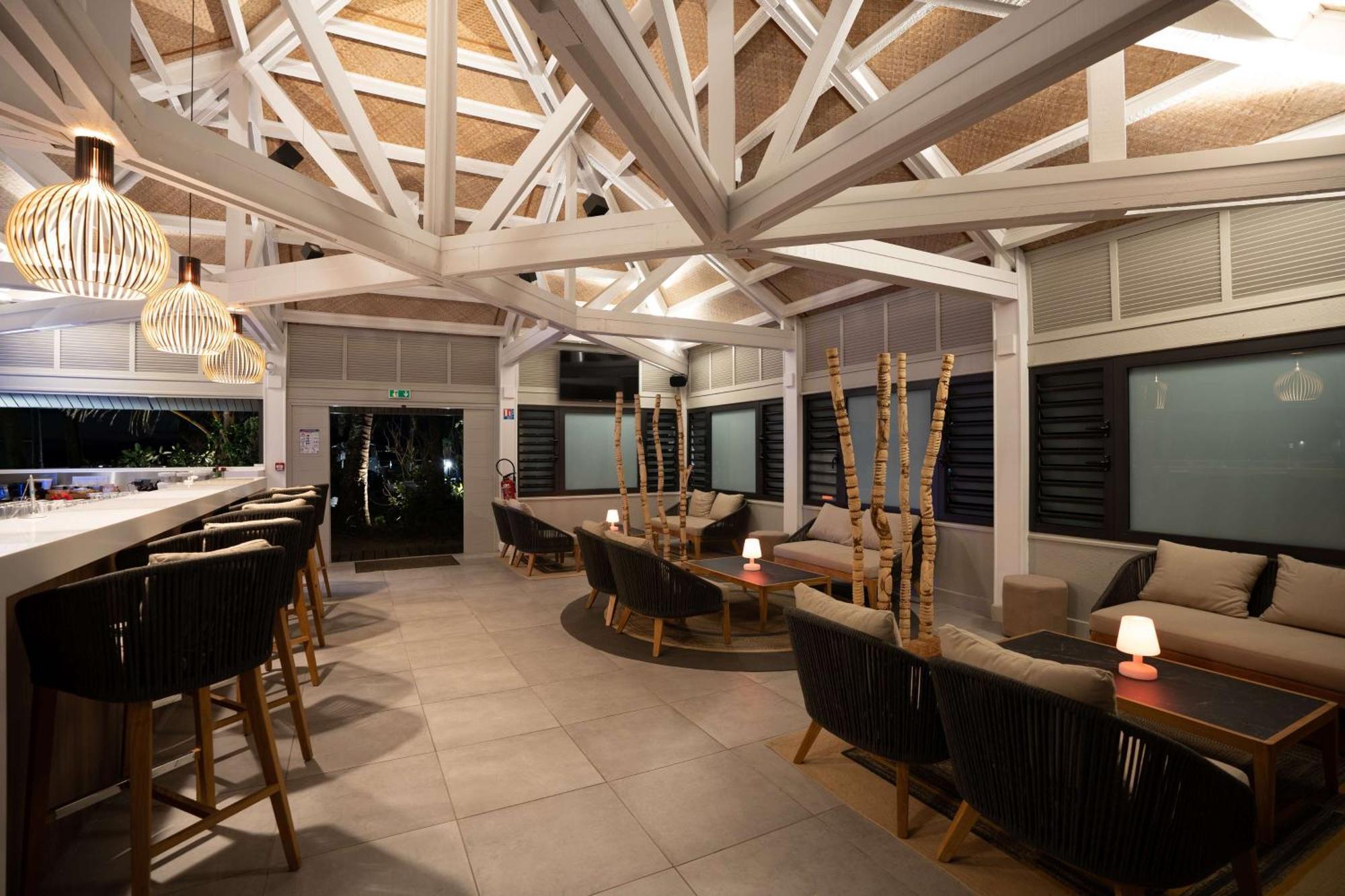 Doubletree By Hilton Noumea Ilot Maitre Resort Esterno foto