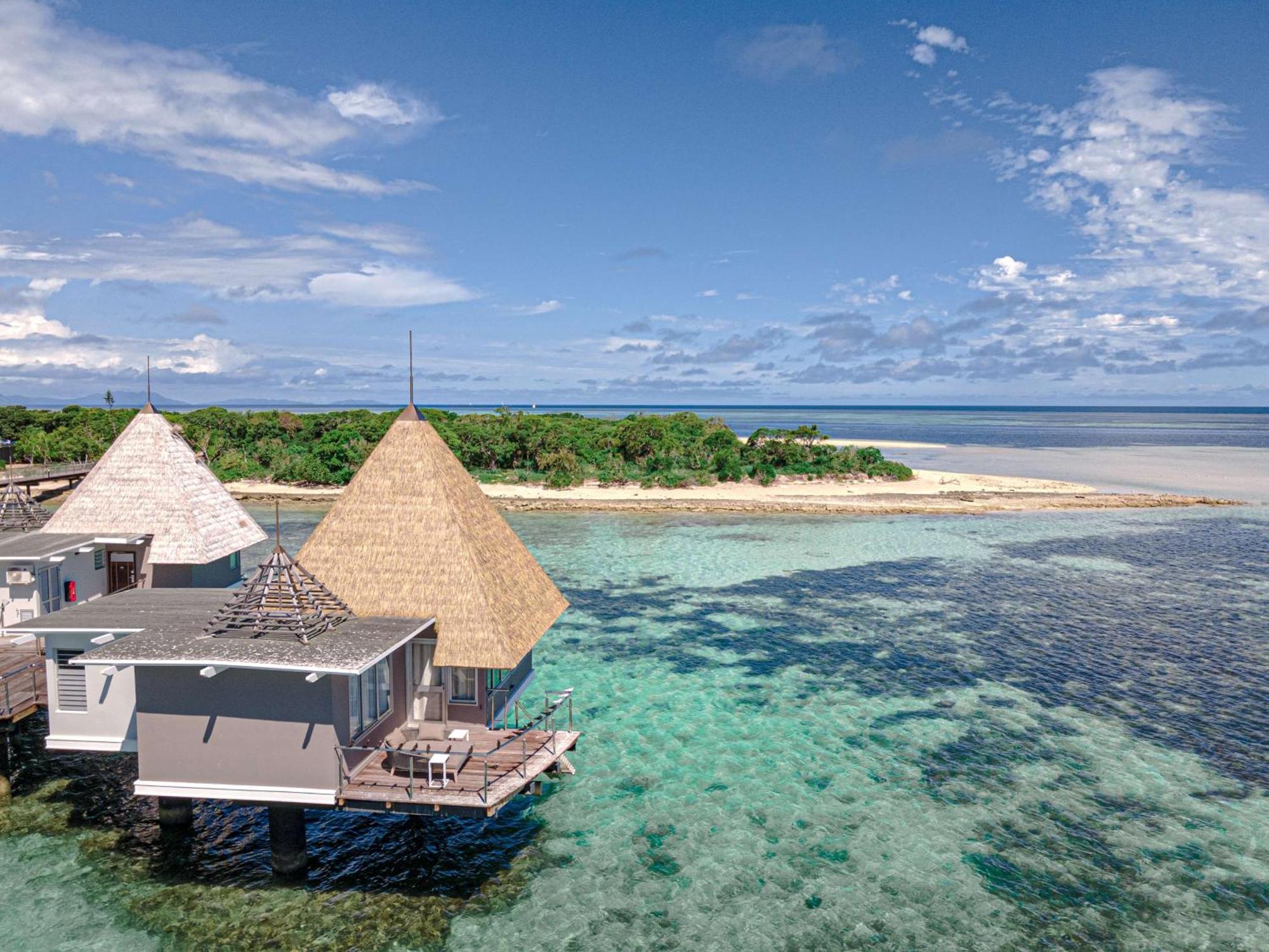 Doubletree By Hilton Noumea Ilot Maitre Resort Esterno foto