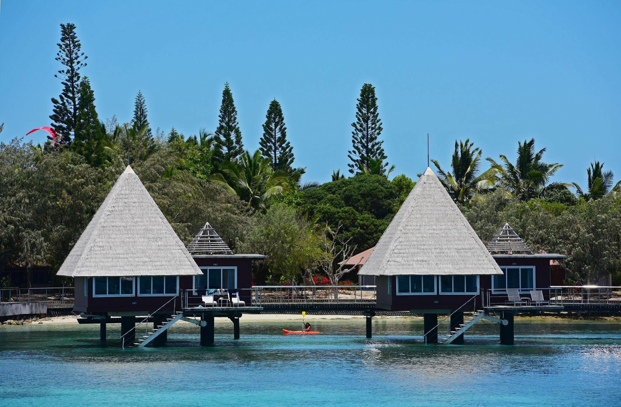 Doubletree By Hilton Noumea Ilot Maitre Resort Esterno foto
